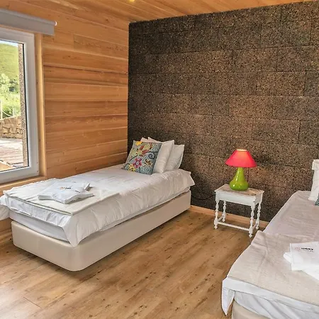 Quinta Da Silveira Country house *